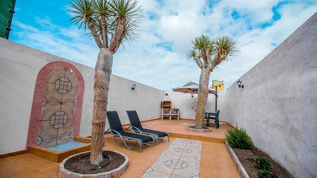 Casa De Los Dragos Galdar Bagian luar foto